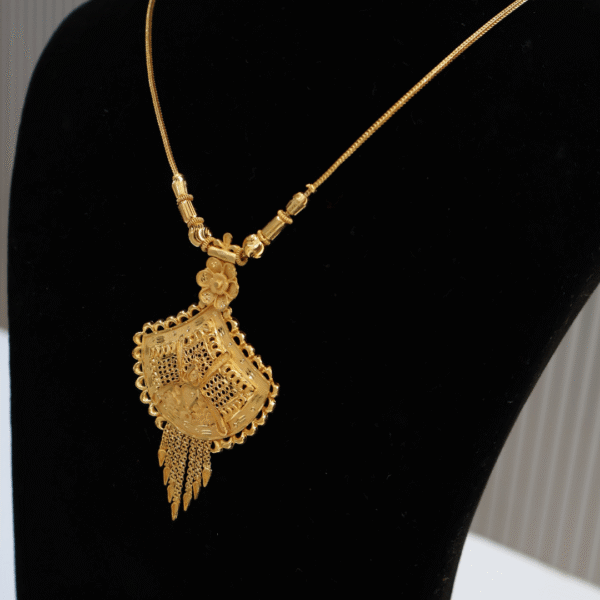 Ladies Chain 3..